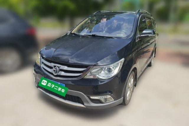 Used Baojun 730 2014 1.5L manual luxury trim 7 seats