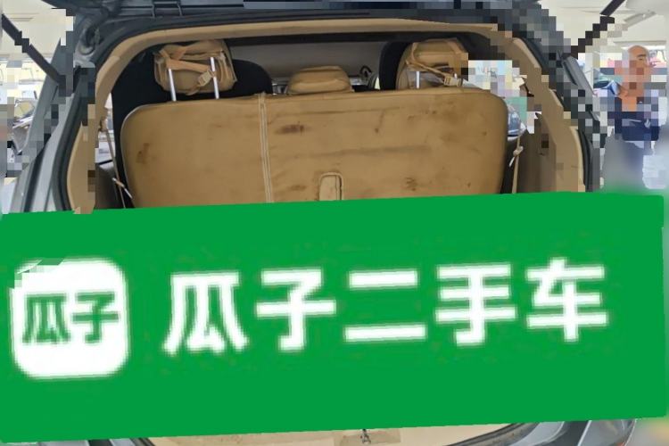 Used Baojun 730 2014 1.5L manual Comfort version 7 seats Trunk
