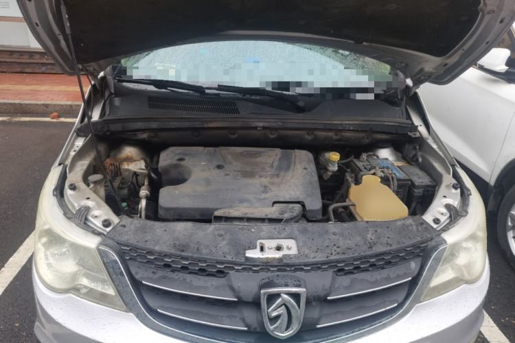 Used Baojun 730 2014 1.5L manual Comfort ESP version 7 seats Engine Bay