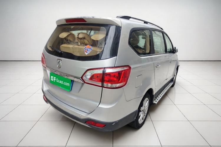 Used Baojun 730 2014 1.5L manual Comfort ESP version 7 seats Exterior 5