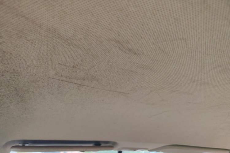 Used Baojun 730 2014 1.5L manual Comfort version 7 seats Headliner