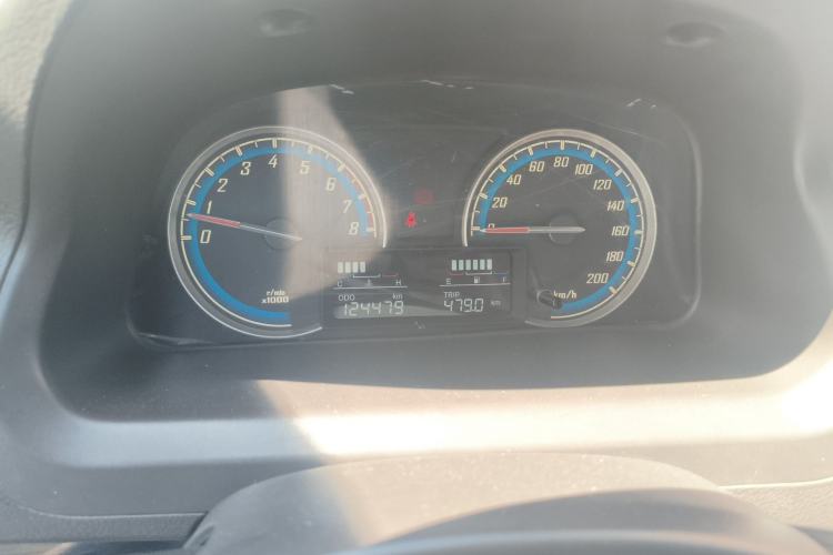 Used Baojun 730 2014 1.5L manual Comfort version 7 seats Instrument Cluster