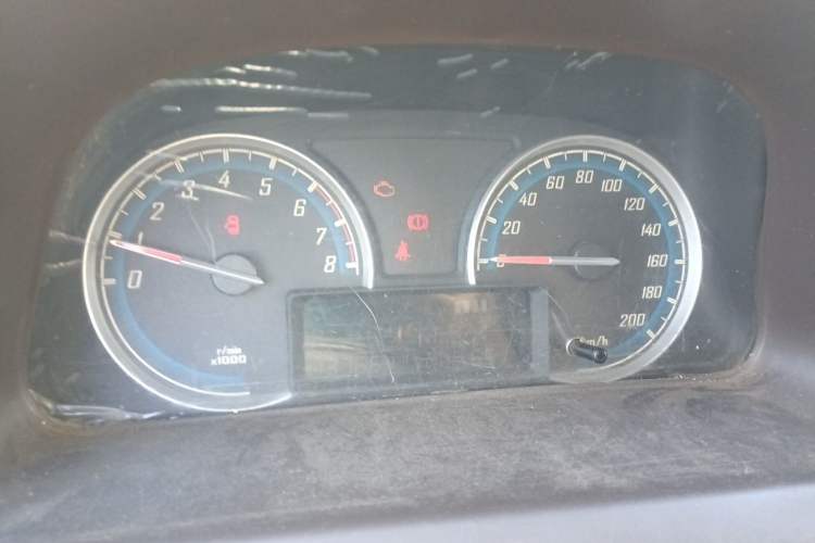 Used Baojun 730 2014 1.5L manual luxury trim 7 seats Instrument Cluster