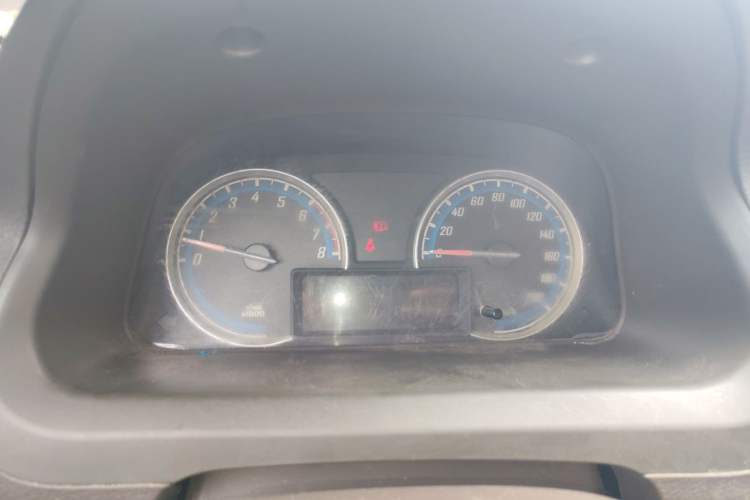 Used Baojun 730 2014 1.5L manual Comfort version 7 seats Instrument Cluster