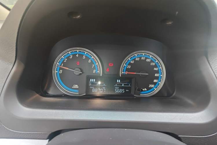 Used Baojun 730 2014 1.5L manual standard trim 7 seats Instrument Cluster
