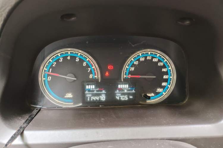 Used Baojun 730 2014 1.5L manual Comfort version 7 seats Instrument Cluster