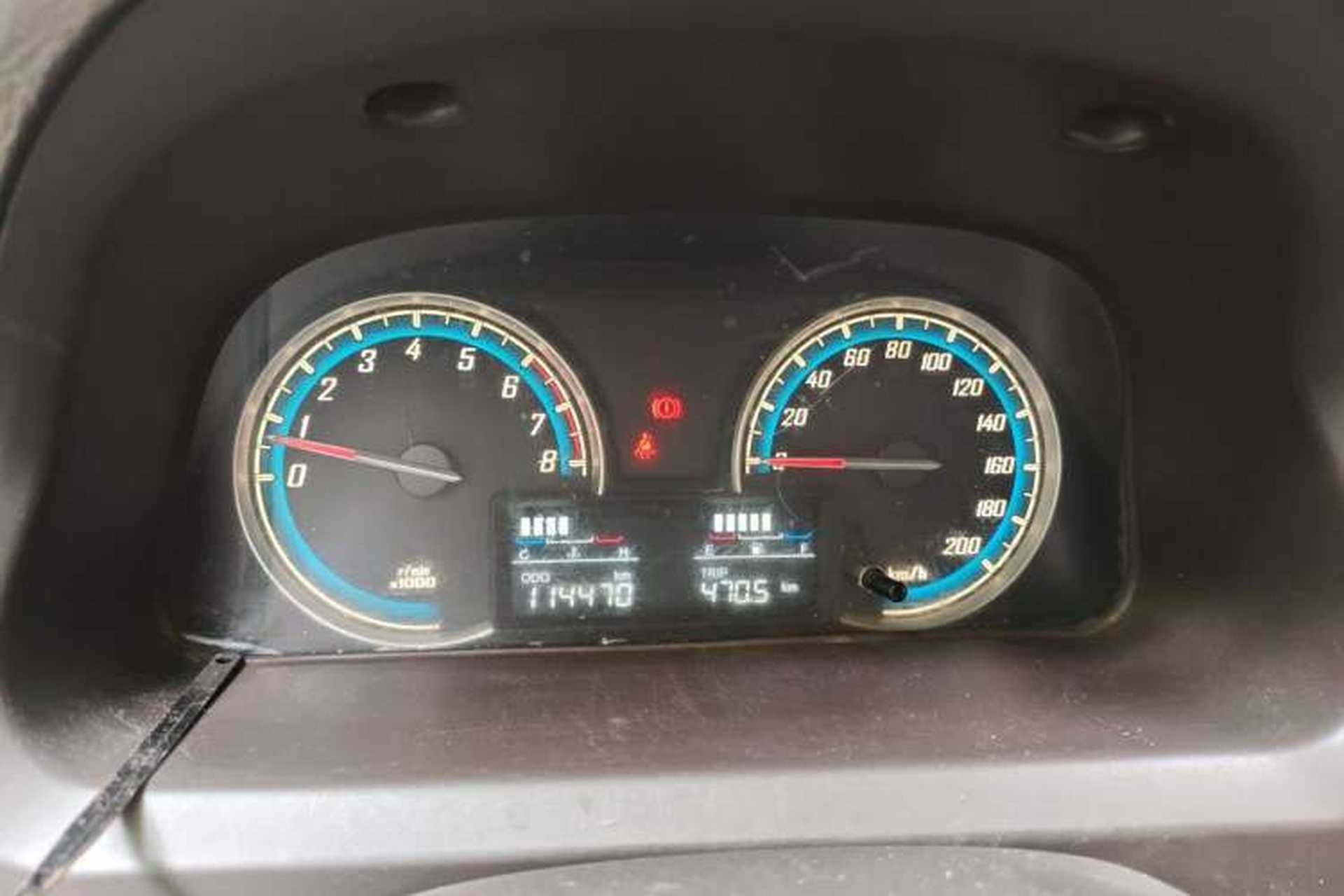 Used Baojun 730 2014 1.5L manual Comfort version 7 seats Instrument Cluster