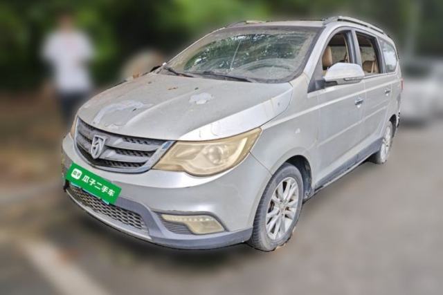 Used Baojun 730 2014 1.5L manual Comfort version 7 seats