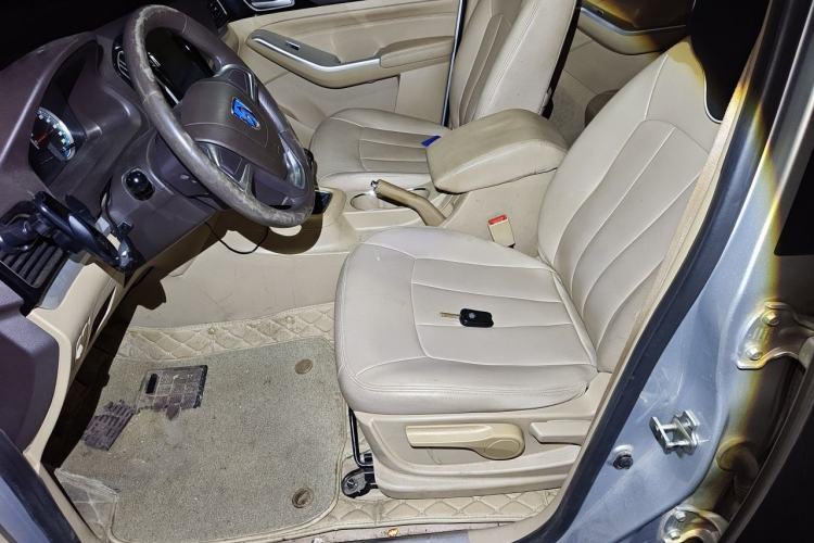 Used Baojun 730 2014 1.5L manual standard version 5 seats Left Front Seat