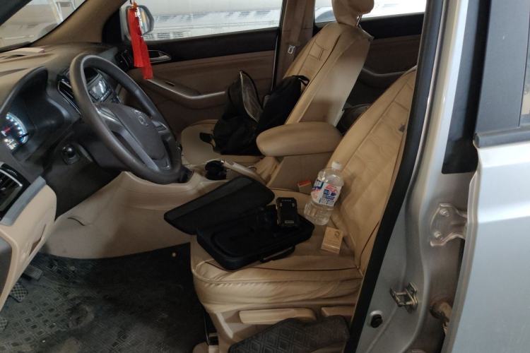 Used Baojun 730 2014 1.5L manual standard trim 7 seats Left Front Seat