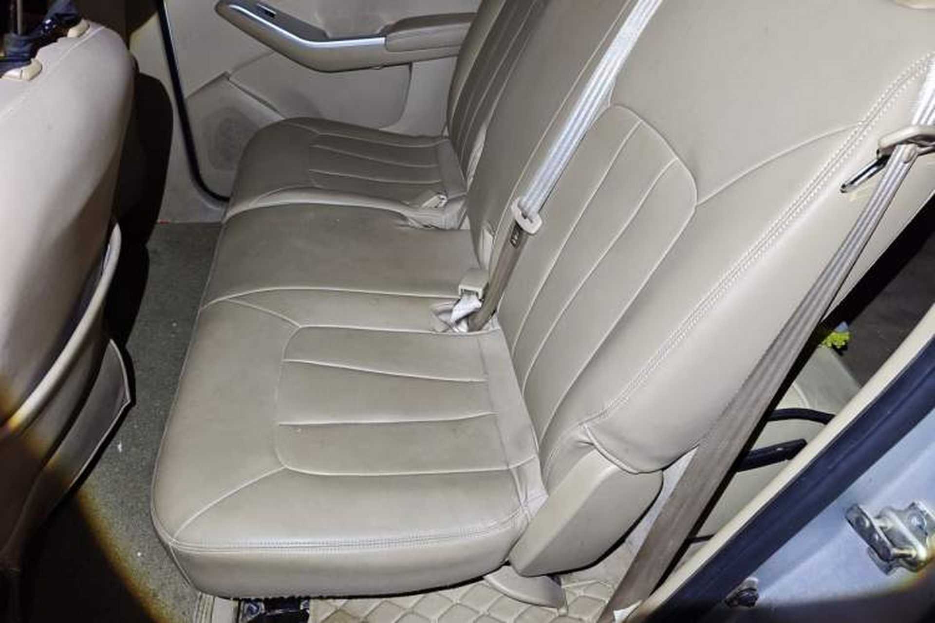 Used Baojun 730 2014 1.5L manual standard version 5 seats Left Rear Seat