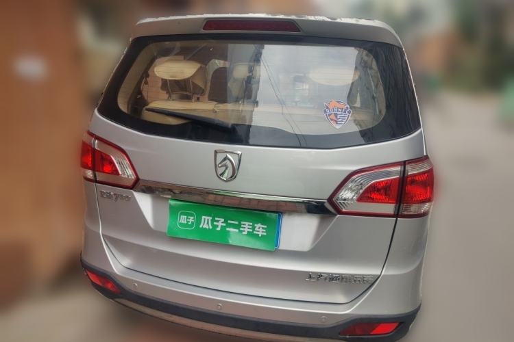Used Baojun 730 2014 1.5L manual Comfort ESP version 7 seats Rear
