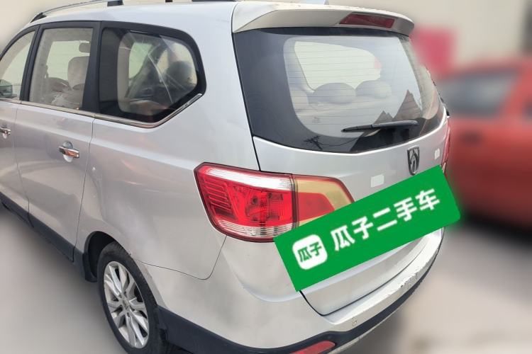 Used Baojun 730 2014 1.5L manual Comfort version 7 seats Rear Left 45 Deg