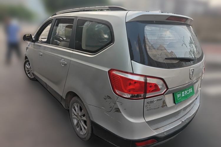 Used Baojun 730 2014 1.5L manual luxury trim 7 seats Rear Left 45 Deg