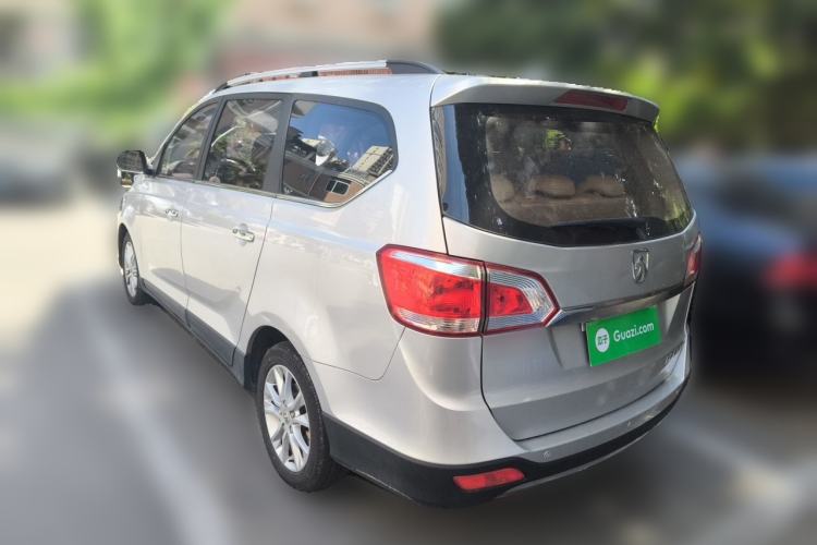 Used Baojun 730 2014 1.5L manual luxury trim 7 seats Rear Left 45 Deg