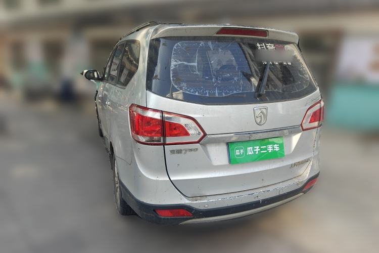 Used Baojun 730 2014 1.5L manual Comfort version 7 seats Rear Left 45 Deg