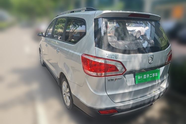Used Baojun 730 2014 1.5L manual standard trim 7 seats Rear Left 45 Deg