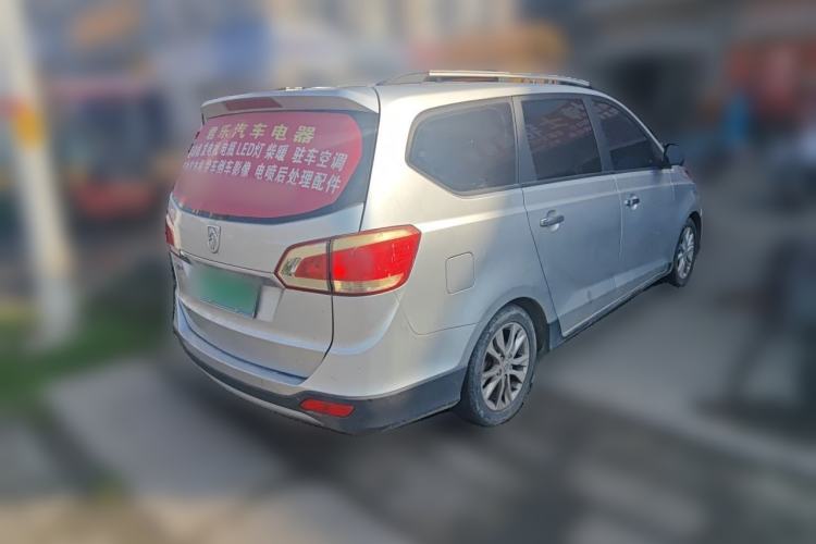 Used Baojun 730 2014 1.5L manual standard trim 7 seats Rear Right 45 Deg