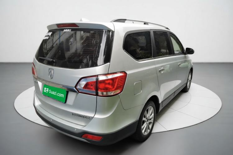 Used Baojun 730 2014 1.5L manual Comfort version 7 seats Rear Right 45 Deg