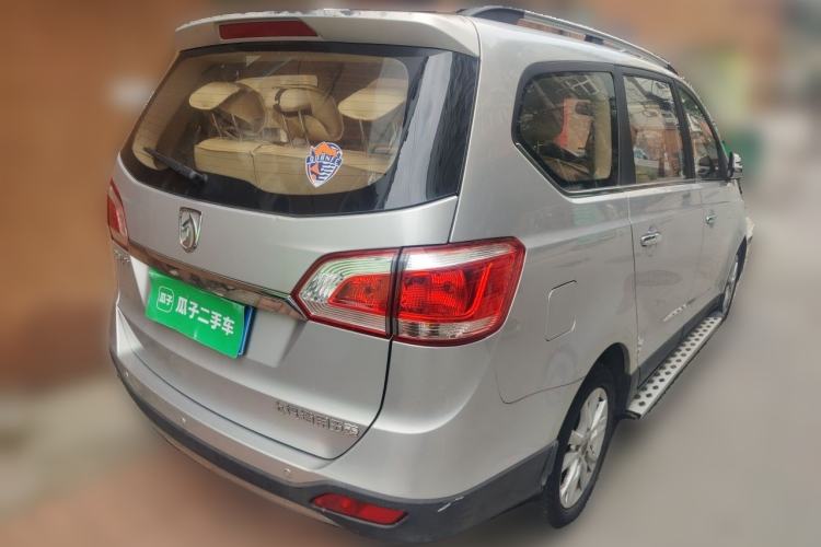 Used Baojun 730 2014 1.5L manual Comfort ESP version 7 seats Rear Right 45 Deg