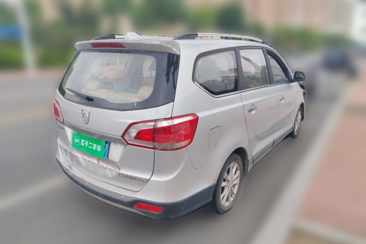 Used Baojun 730 2014 1.5L manual Comfort version 7 seats Rear Right 45 Deg