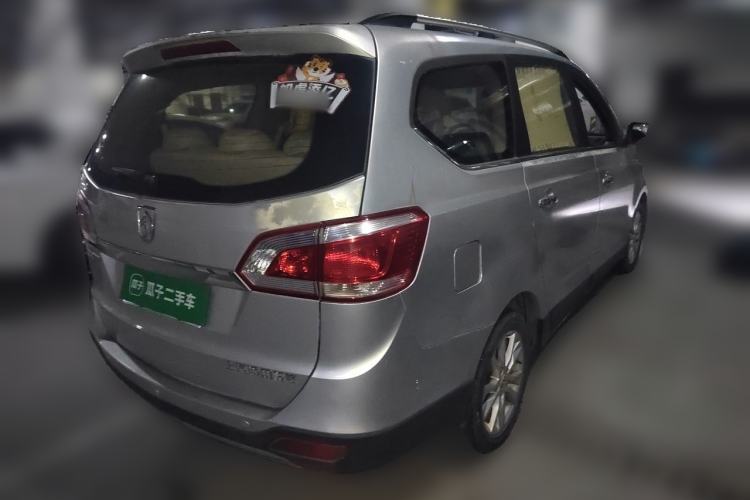 Used Baojun 730 2014 1.5L manual Comfort ESP version 7 seats Rear Right 45 Deg
