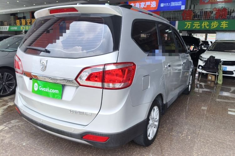 Used Baojun 730 2014 1.5L manual Comfort ESP version 7 seats Rear Right 45 Deg