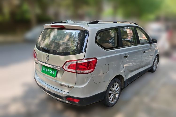 Used Baojun 730 2014 1.5L manual Comfort version 7 seats Rear Right 45 Deg