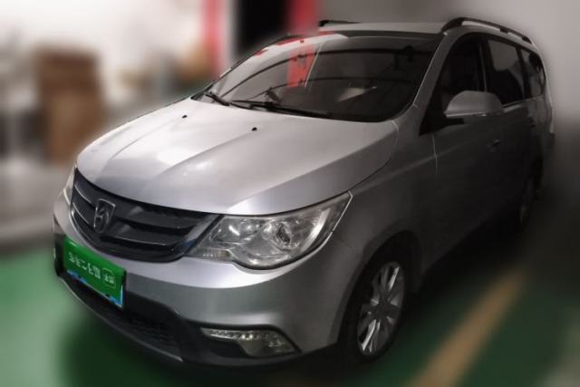 Used Baojun 730 2014 1.5L manual Comfort version 7 seats
