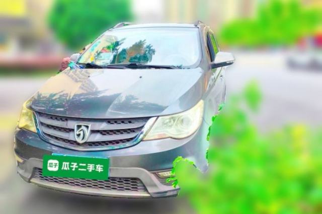 Used Baojun 730 2014 1.5L manual Comfort version 7 seats