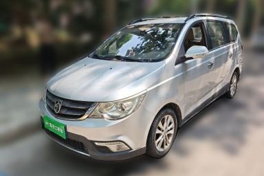 Used Baojun 730 2014 1.5L manual Comfort version 7 seats