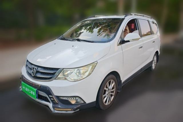 Used Baojun 730 2014 1.5L Manual Luxury Navigation ESP Version 7 Seats