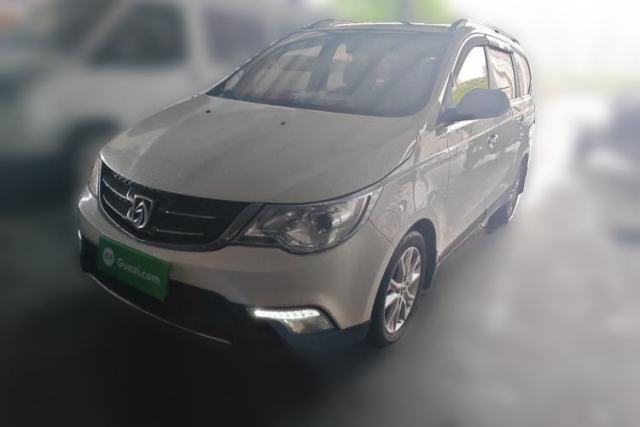 Used Baojun 730 2014 1.5L manual Comfort ESP version 7 seats