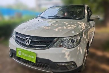 Used Baojun 730 2014 1.5L Manual Luxury Navigation ESP Version 7 Seats