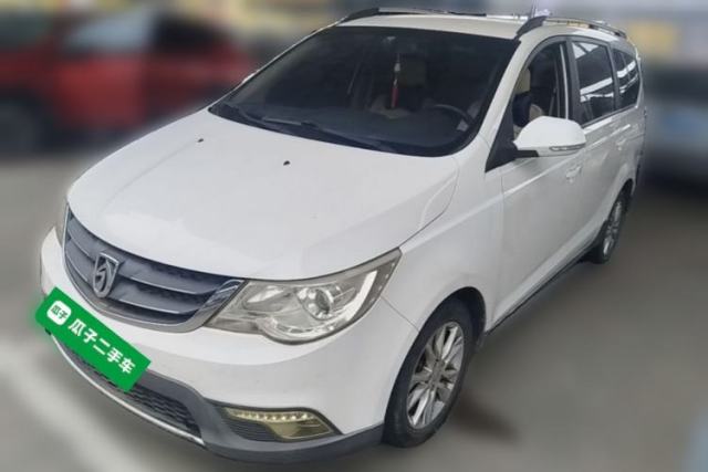 Used Baojun 730 2014 1.5L manual standard version 5 seats