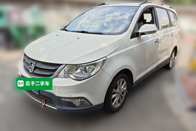 Used Baojun 730 2014 1.5L manual Comfort ESP version 7 seats