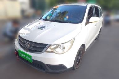 Used Baojun 730 2014 1.5L manual standard trim 7 seats