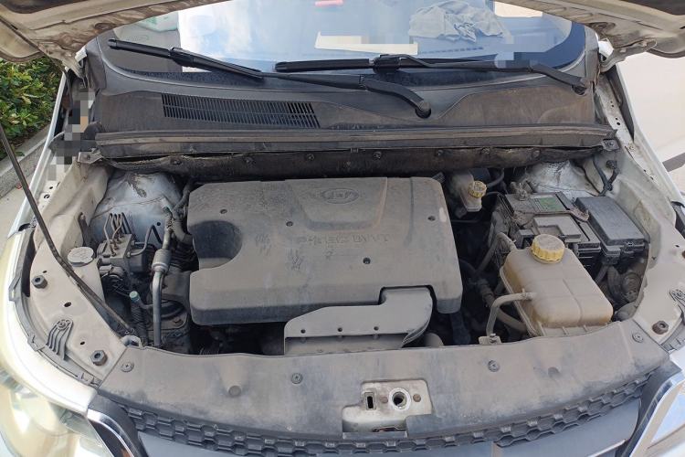 Used Baojun 730 2014 1.5L manual Comfort ESP version 7 seats Engine Bay