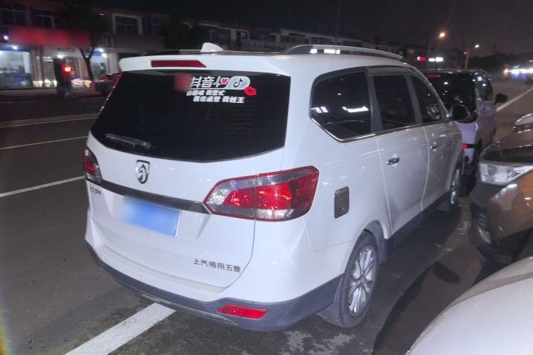Used Baojun 730 2014 1.5L manual Comfort version 7 seats Exterior 4