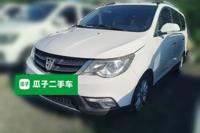 Used Baojun 730 2014 1.5L manual luxury trim 7 seats