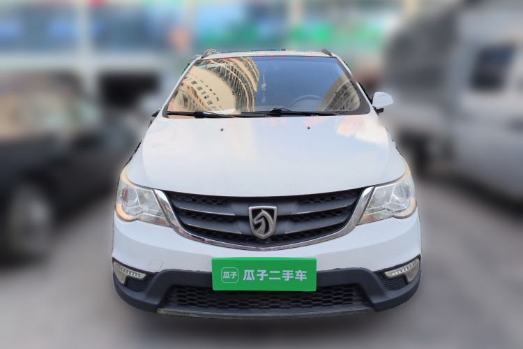 Used Baojun 730 2014 1.5L Manual Luxury Navigation ESP Version 7 Seats Front