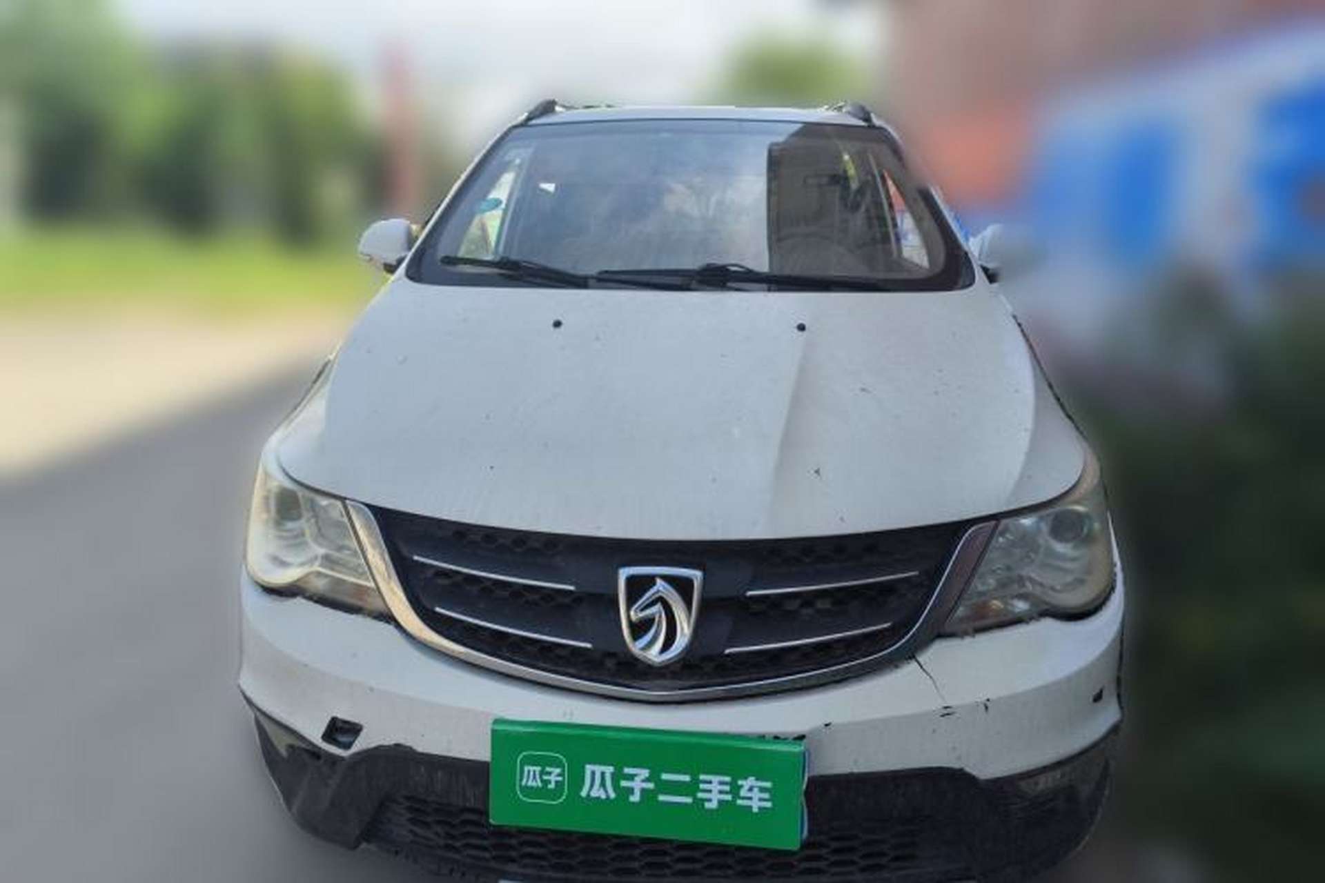 Used Baojun 730 2014 1.5L manual Comfort version 7 seats Front