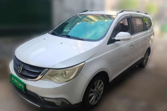 Used Baojun 730 2014 1.5L manual Comfort ESP version 7 seats