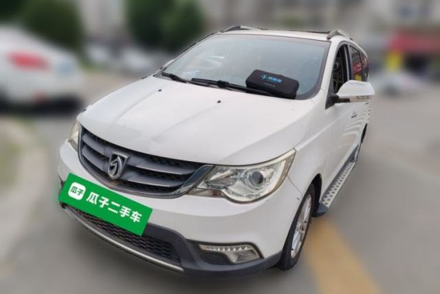 Used Baojun 730 2014 1.5L manual Comfort ESP version 7 seats