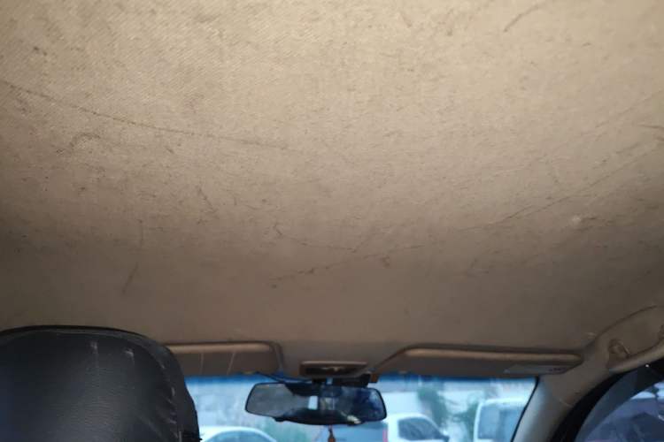 Used Baojun 730 2014 1.5L manual Comfort version 7 seats Headliner
