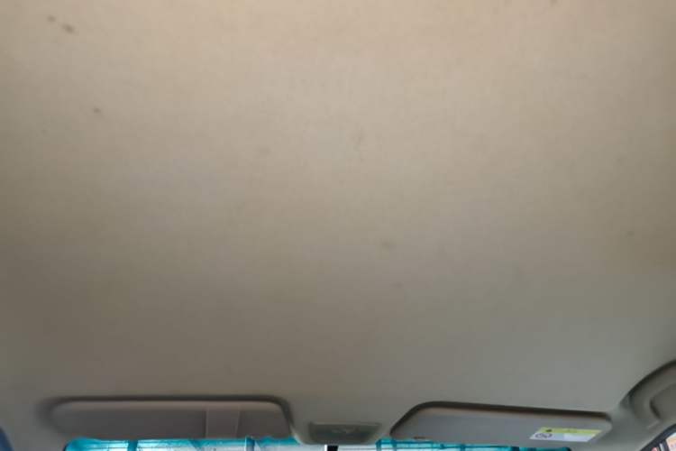 Used Baojun 730 2014 1.5L manual Comfort ESP version 7 seats Headliner