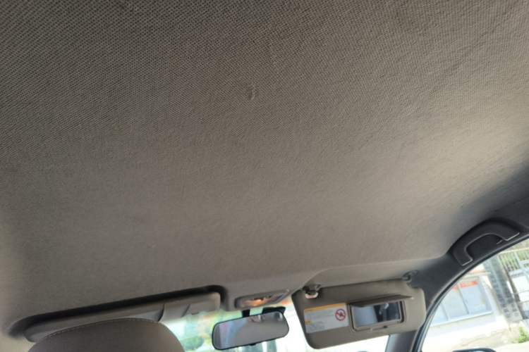 Used Baojun 730 2014 1.5L manual Comfort version 7 seats Headliner