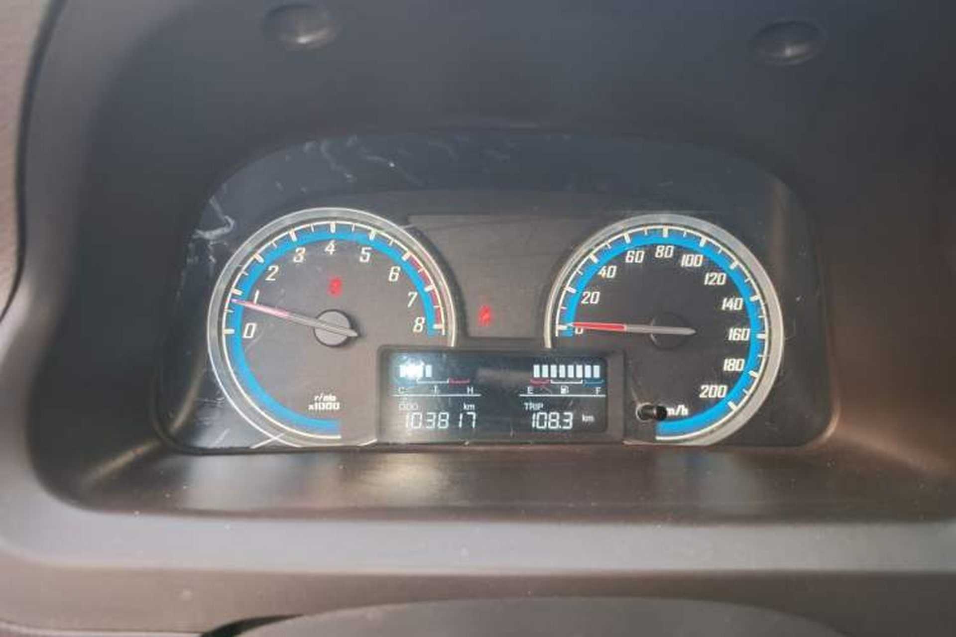 Used Baojun 730 2014 1.5L Manual Luxury Navigation ESP Version 7 Seats Instrument Cluster