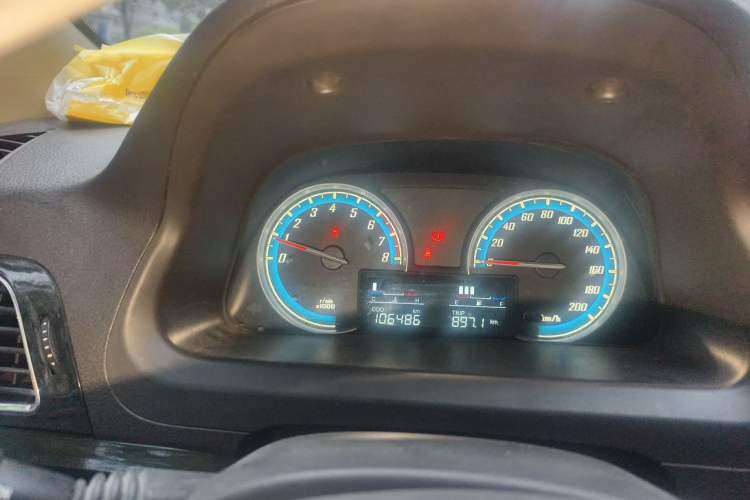 Used Baojun 730 2014 1.5L manual Comfort version 7 seats Instrument Cluster