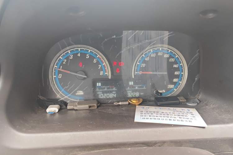 Used Baojun 730 2014 1.5L manual luxury trim 7 seats Instrument Cluster